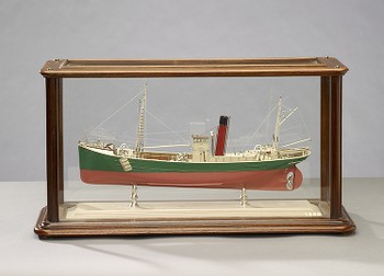 Steam Trawler, Dale Castle, Builder's Model