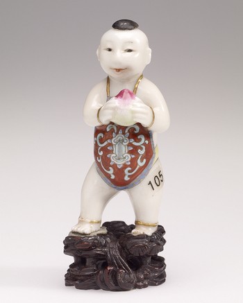 Snuff Bottle, moulded in the form of a young boy wearing a bib