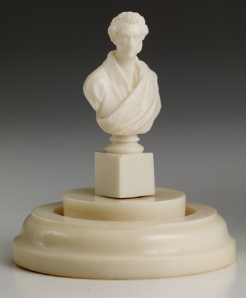 Miniature bust of a Man wearing a loosely draped cloak with round pin, probably Alan Cunningham or John Forbes