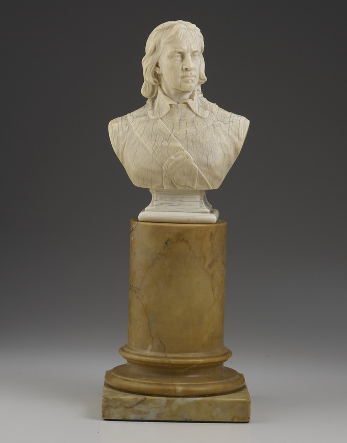 Bust of Oliver Cromwell, lord protector of England, Scotland and Ireland (1599-1658)