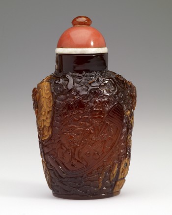 Snuff Bottle with Four Figures in Two Boats