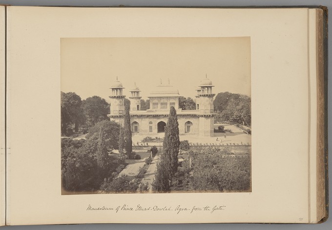 [Mausoleum of Prince Etmad-al-Dowlah, Agra, from the Gate]   from Indian Views