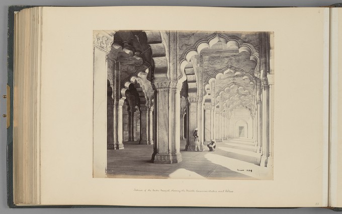 [Agra; Interior of the Motee Musjid, showing the Marble Saracenic Arches and Pillars]   from Indian Architecture and Scenery, Vol. 1