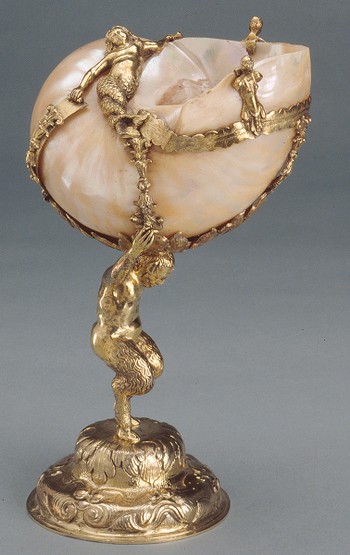 Turbo Shell Cup: Satyr and Mermaid