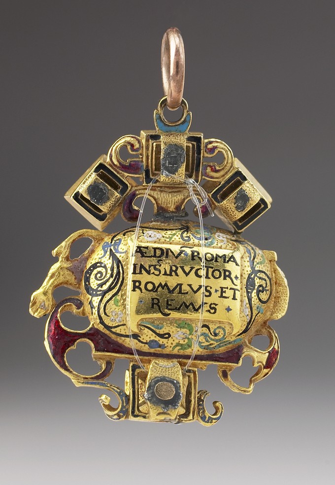 Pendant: Romulus and Remus Suckled by the She-Wolf